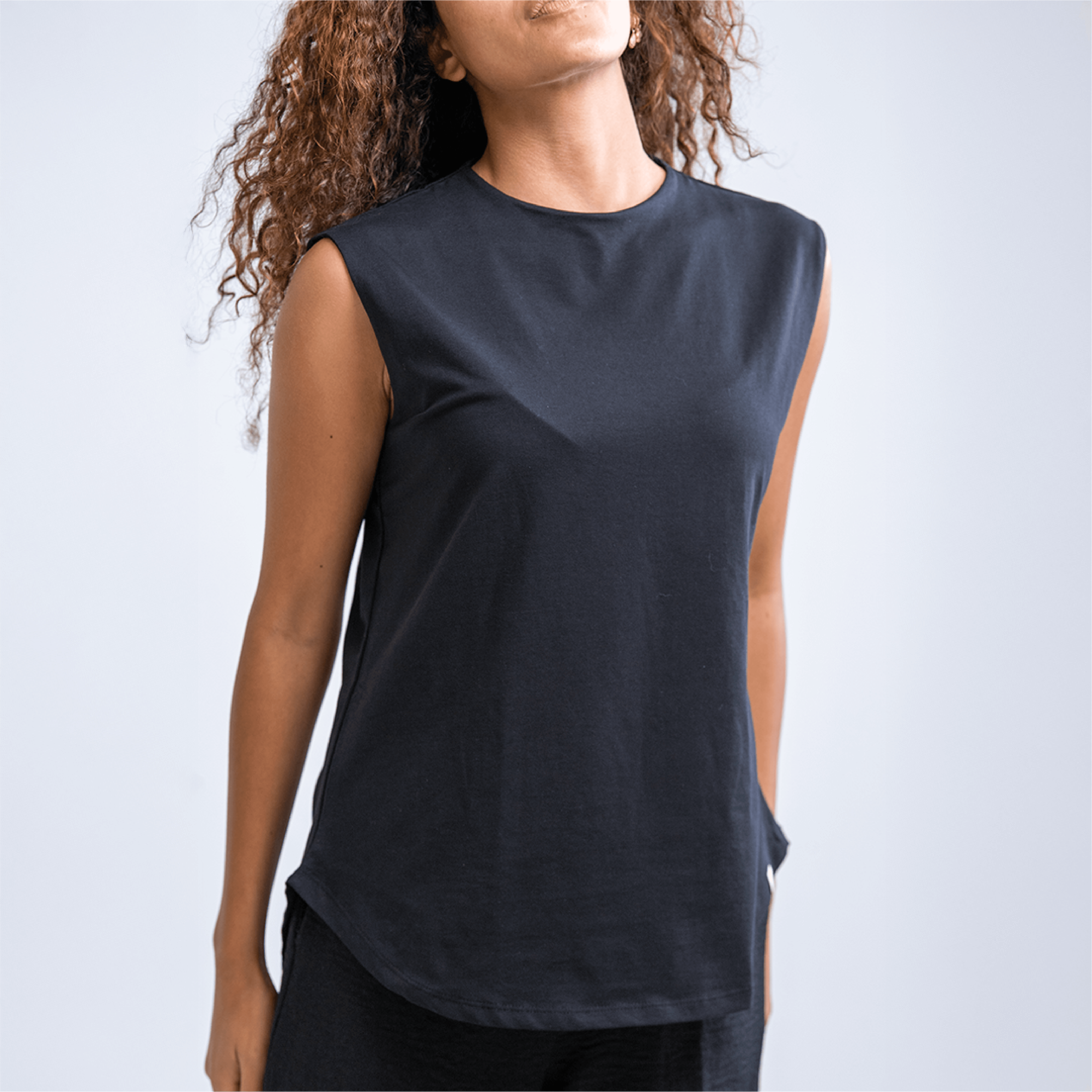 DOUBLE LAYER SHORT FIT SLEEVELESS BASIC T-SHIRT Round - Breathe
