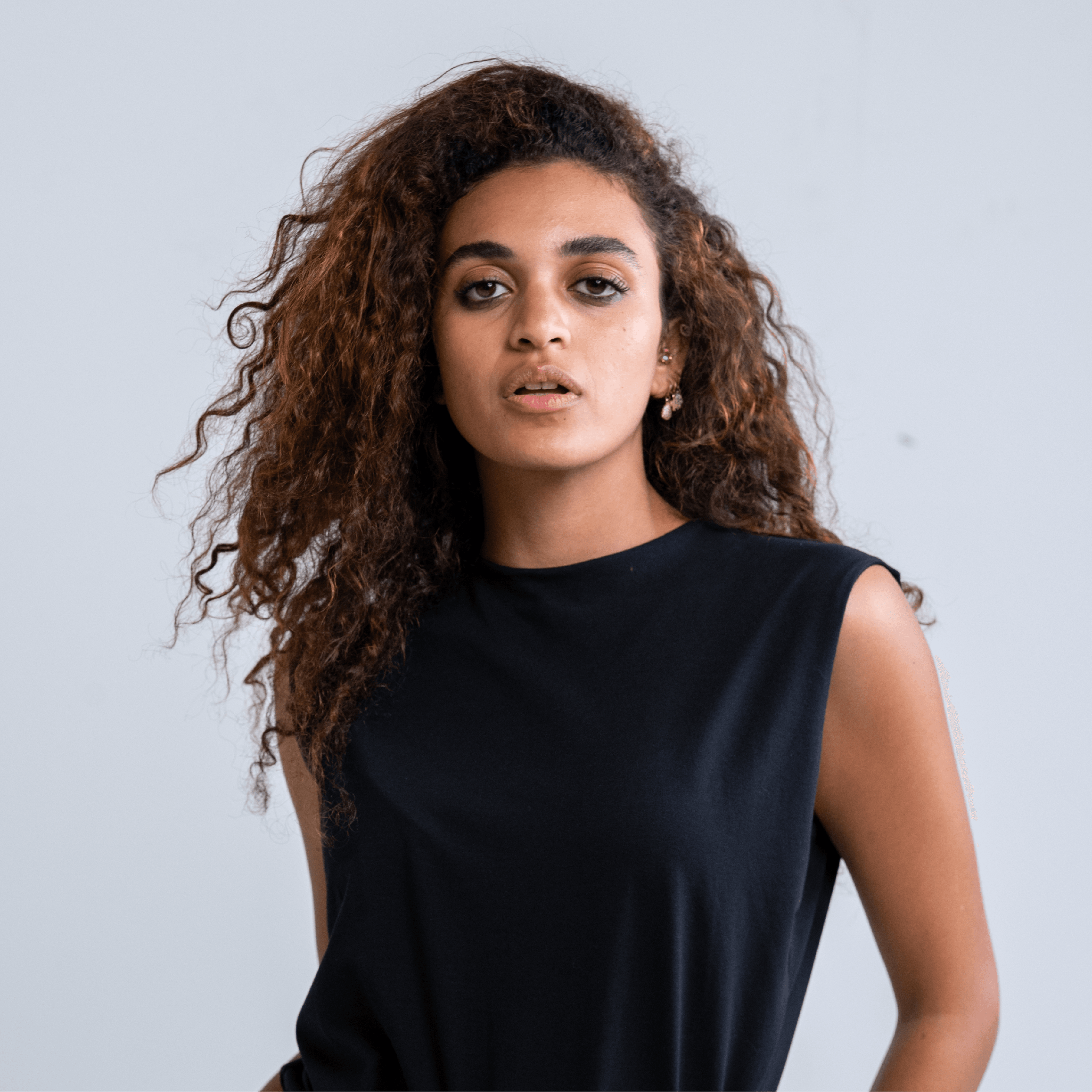 DOUBLE LAYER LONG FIT SLEEVELESS BASIC T-SHIRT Round - Breathe