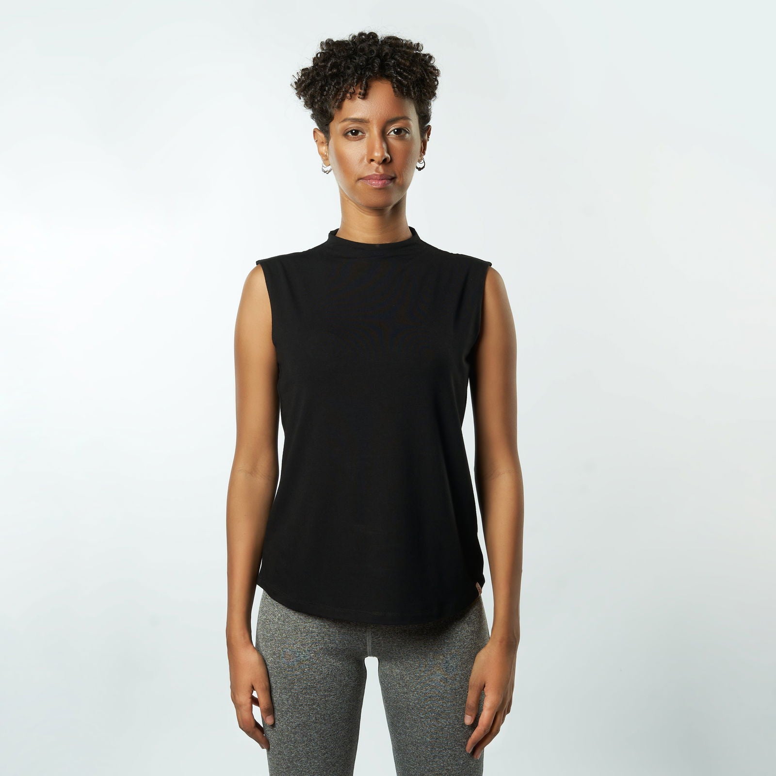 Crew neck sleeveless undershirt best sale