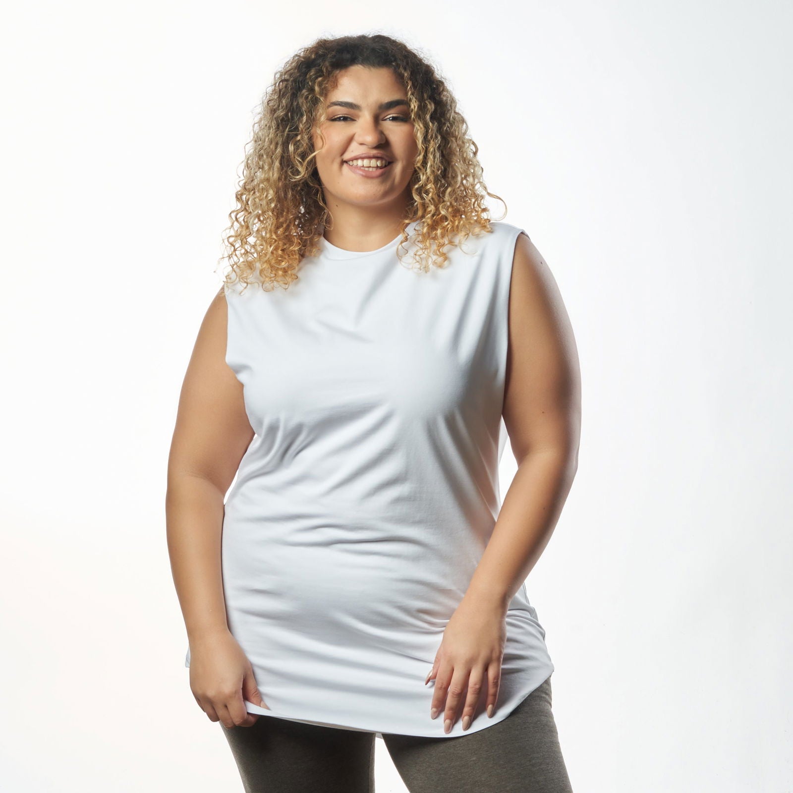 Bamboo + Premium Cotton Double Layer Long Fit Sleeveless Basic T-Shirt - Breathe