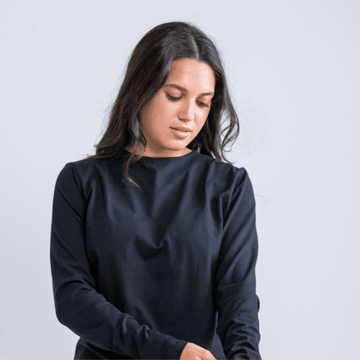DOUBLE LAYER SHORT FIT LONG SLEEVES BASIC T-SHIRT Round - Breathe